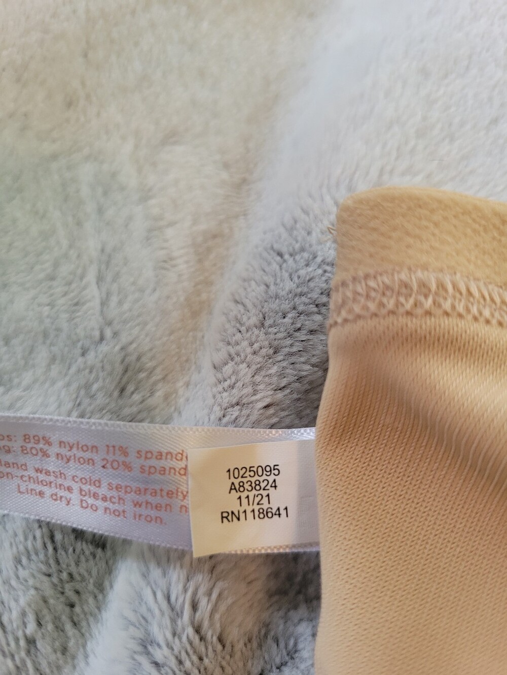 Cacique Size 48D Lane Bryant Boost Plunge Tan  Bra Hook & Eye Back Closure - Picture 11 of 11